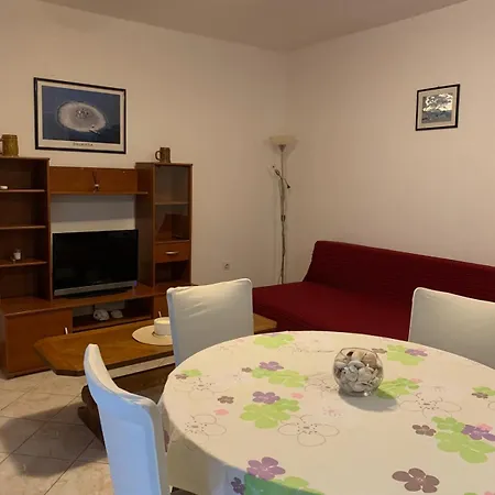 Daire Orada-parking, Barbecue, Terrace *